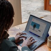 react-course-4.jpg Arts & Crafts